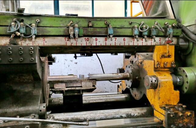 La mossa è stata accolta con favore dagli osservatori del settore, che la vedono come un passo positivo verso una maggiore efficienza e trasparenza nel mercato dei profili di alluminio.